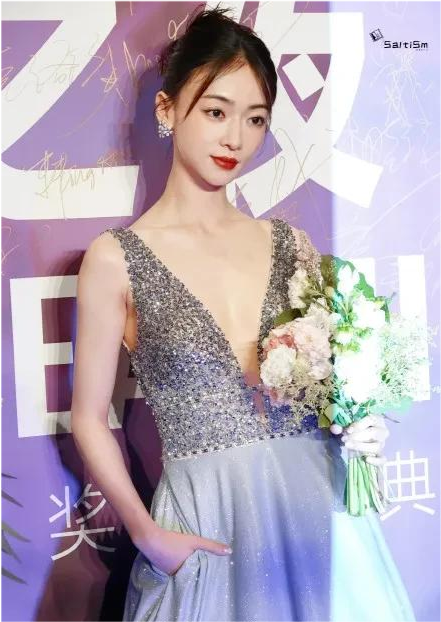  维罗纳小将帽子戏法，惊艳全场  